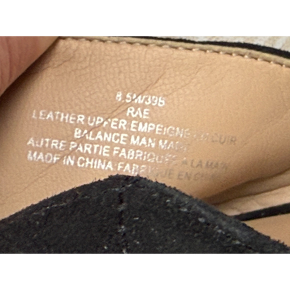 Karl Lagerfield Paris Rae Black Quilted Leather Upper Slides Size 8.5M - Picture 10 of 10